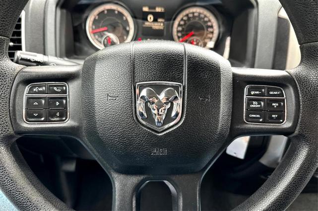 Photo of 2017 Maroon RAM 1500