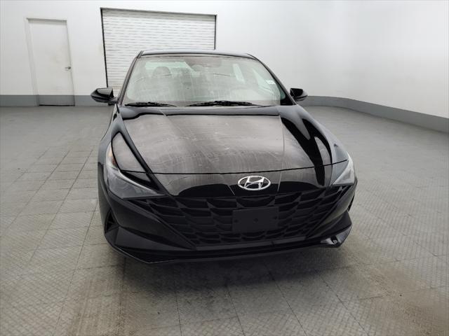 Photo of 2023 Black Hyundai ELANTRA