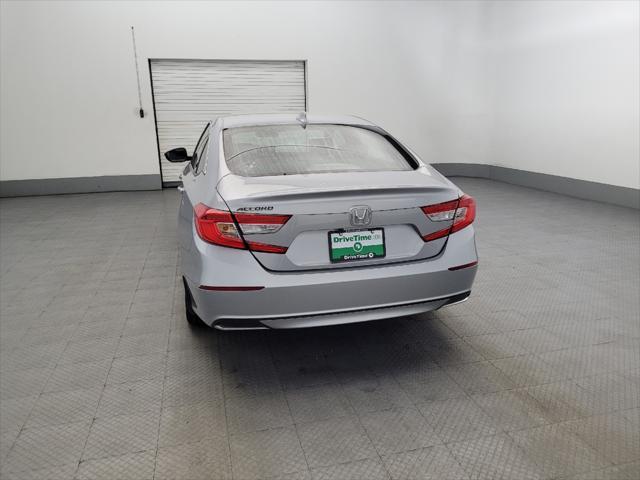 Photo of 2018 Lunar Silver Metallic Honda Accord