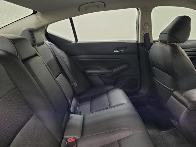 Photo of 2019 Pearl White Tricoat Nissan Altima