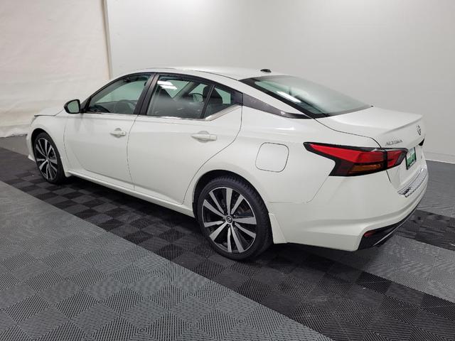 Photo of 2019 Pearl White Tricoat Nissan Altima