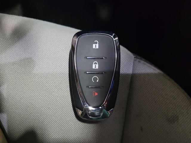 Photo of 2020 Mosaic Black Metallic Chevrolet Equinox