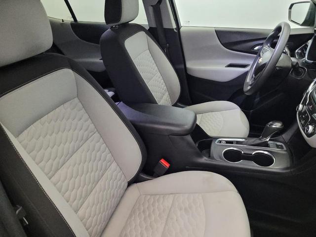 Photo of 2020 Mosaic Black Metallic Chevrolet Equinox