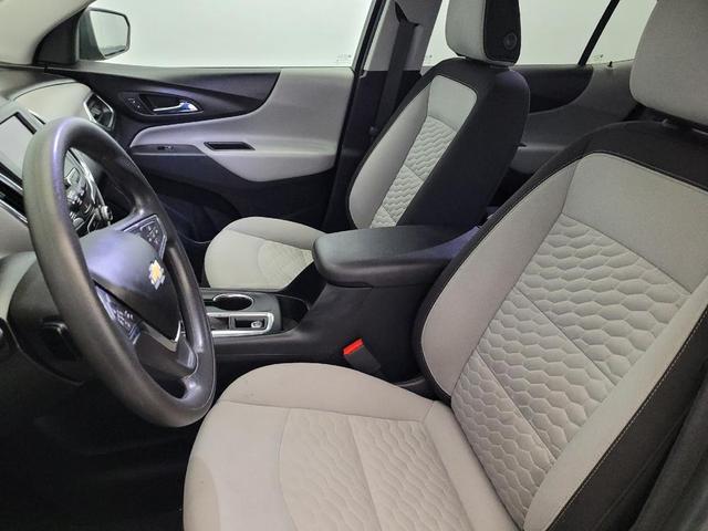Photo of 2020 Mosaic Black Metallic Chevrolet Equinox