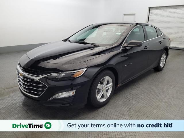 Photo of 2019 Mosaic Black Metallic Chevrolet Malibu