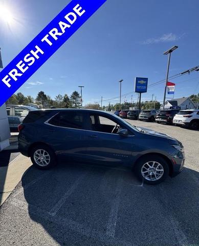 Photo of 2024 Lakeshore Blue Metallic Chevrolet Equinox