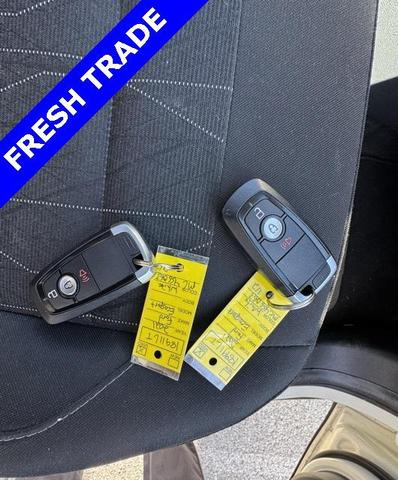 Photo of 2021 Diamond White Ford EcoSport