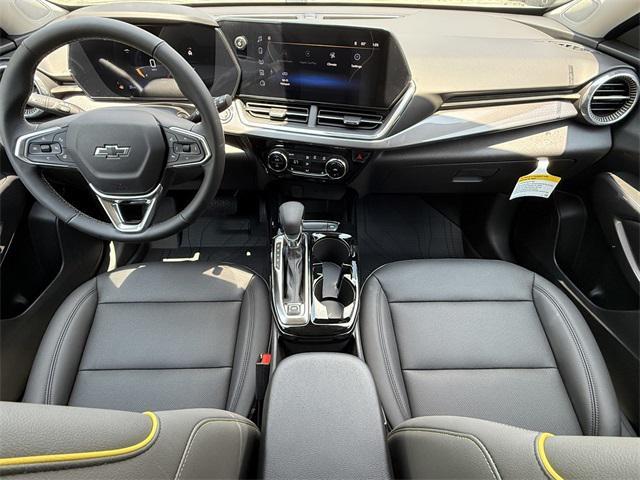 Photo of 2025 Cacti Green Chevrolet Trax