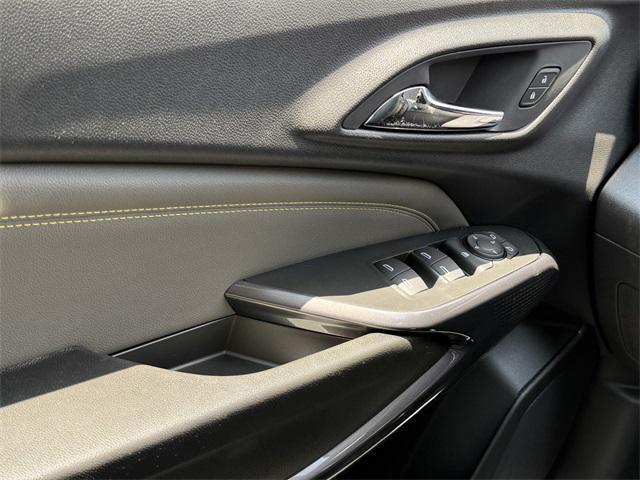 Photo of 2025 Cacti Green Chevrolet Trax