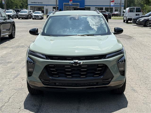 Photo of 2025 Cacti Green Chevrolet Trax