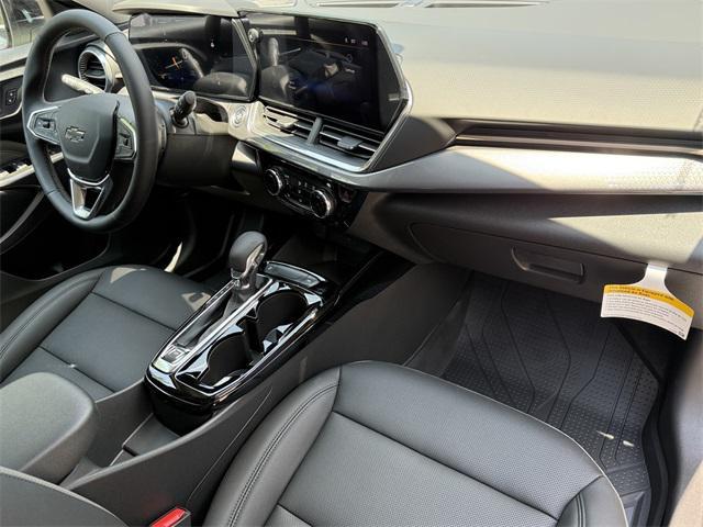 Photo of 2025 Cacti Green Chevrolet Trax