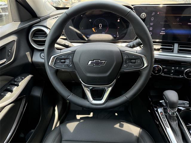 Photo of 2025 Cacti Green Chevrolet Trax