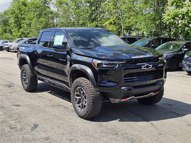 Photo of 2025 Black Chevrolet Colorado