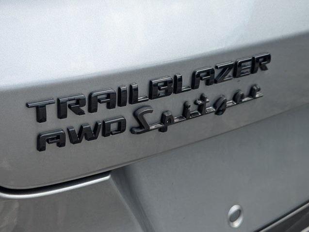 Photo of 2023 Sterling Gray Metallic Chevrolet Trailblazer