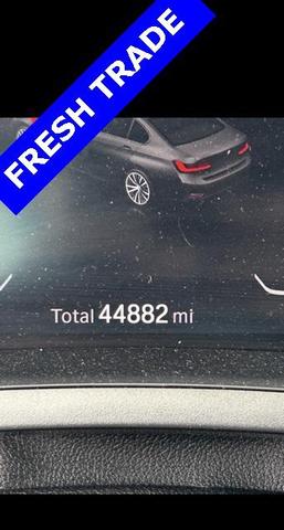 Photo of 2020 White Metallic BMW 330
