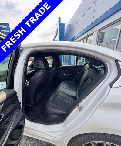 Photo of 2020 White Metallic BMW 330