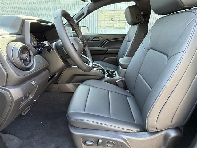 Photo of 2026 Black Chevrolet Colorado