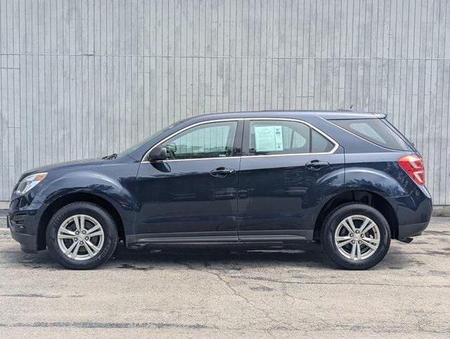 Photo of 2017 Blue Velvet Metallic Chevrolet Equinox