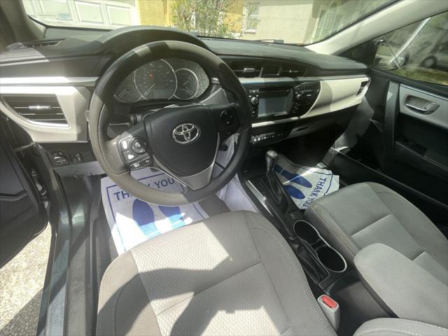 Photo of 2016 Slate Metallic Toyota Corolla