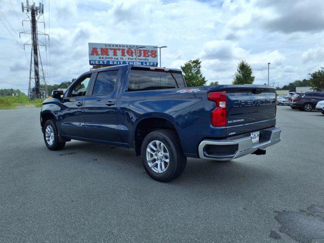 Photo of 2022 Northsky Blue Metallic Chevrolet Silverado 1500