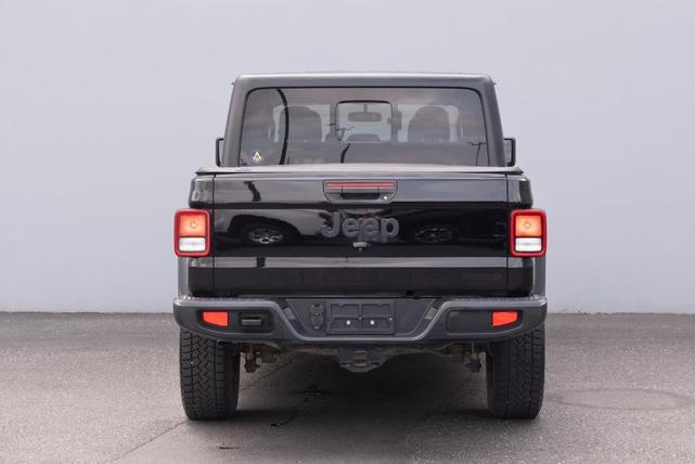 Photo of 2020 Black Jeep Gladiator