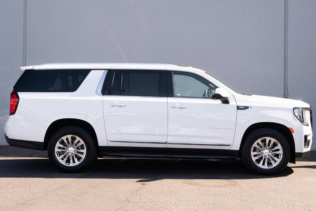 Photo of 2023 White GMC Yukon XL