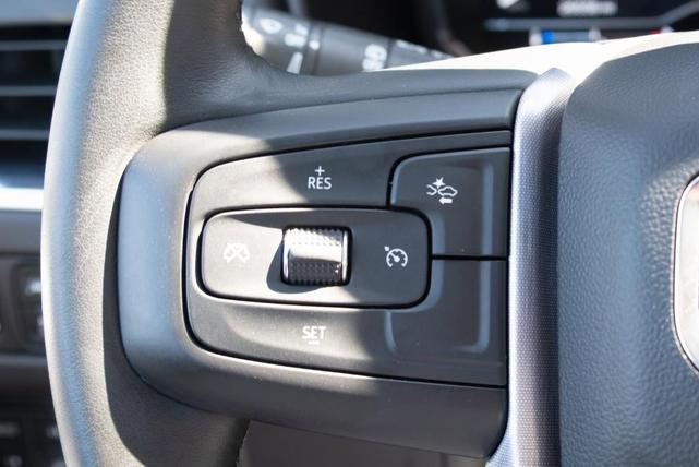 Photo of 2023 White GMC Yukon XL