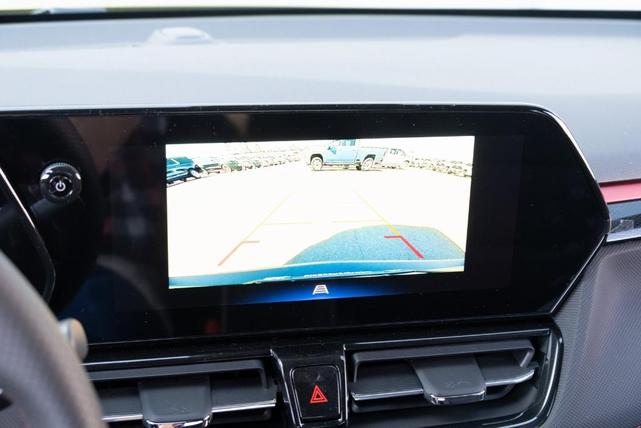 Photo of 2025 Yellow Chevrolet Trailblazer