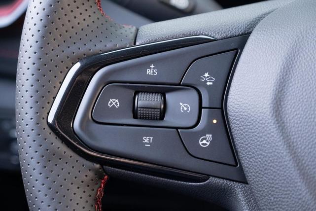 Photo of 2025 Yellow Chevrolet Trailblazer