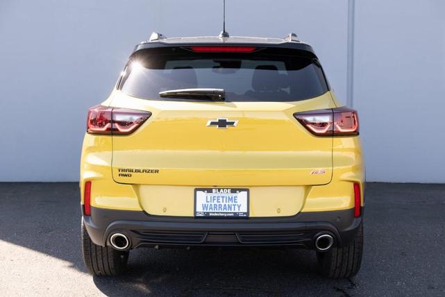 Photo of 2025 Yellow Chevrolet Trailblazer