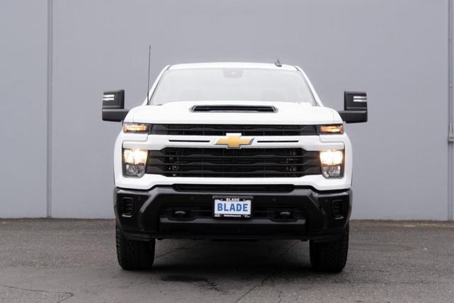 Photo of 2025 White Chevrolet Silverado 2500