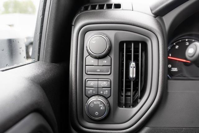 Photo of 2025 White Chevrolet Silverado 2500
