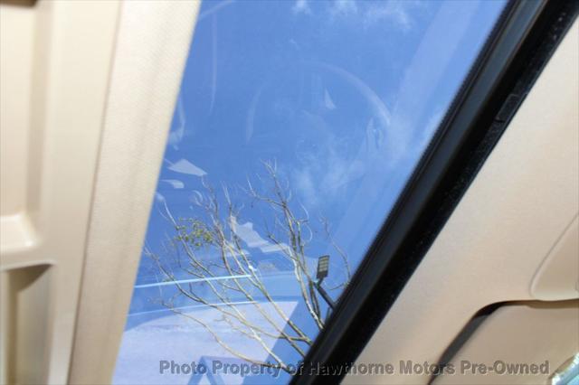 Photo of 2011 Capri Blue Metallic Mercedes-Benz M-Class