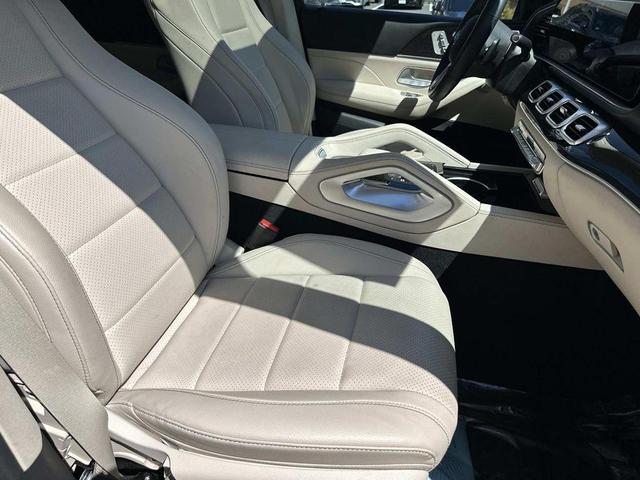 Photo of 2022 Polar White Mercedes-Benz GLE 350