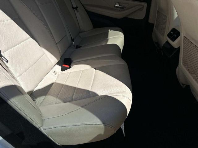 Photo of 2022 Polar White Mercedes-Benz GLE 350