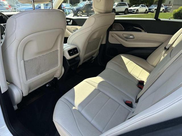 Photo of 2022 Polar White Mercedes-Benz GLE 350