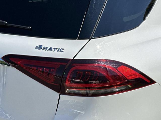 Photo of 2022 Polar White Mercedes-Benz GLE 350