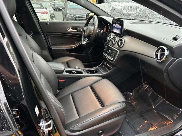 Photo of 2019 Black Mercedes-Benz GLA 250