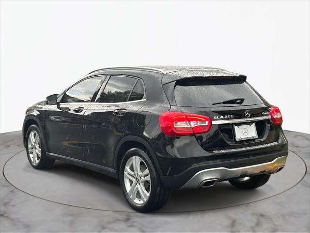 Photo of 2019 Black Mercedes-Benz GLA 250