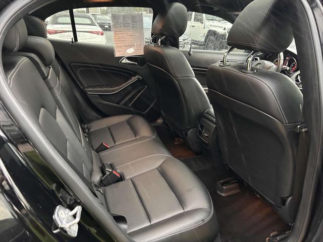 Photo of 2019 Black Mercedes-Benz GLA 250