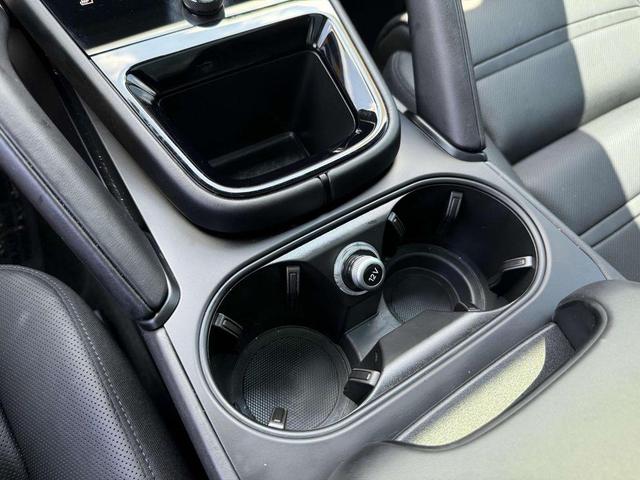 Photo of 2024 Steel Graphite Porsche Cayenne
