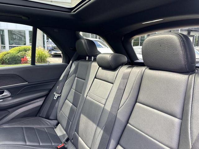 Photo of 2020 Polar White Mercedes-Benz GLE 350