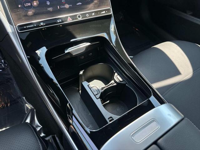Photo of 2025 White Mercedes-Benz C-Class