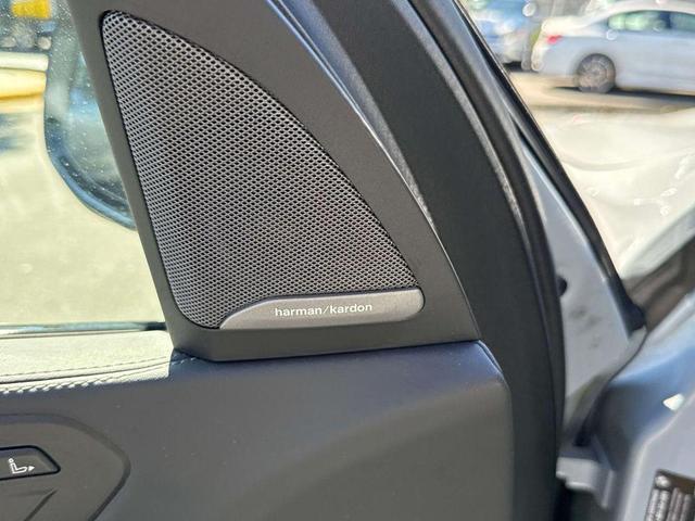 Photo of 2023 Brooklyn Grey Metallic BMW X7