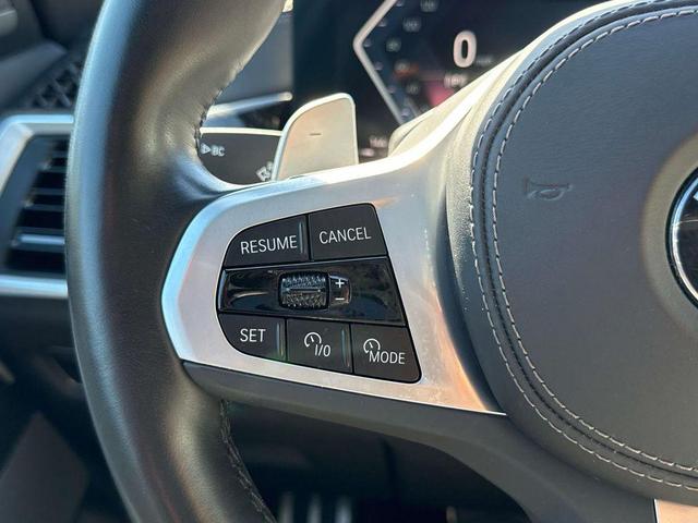 Photo of 2023 Brooklyn Grey Metallic BMW X7