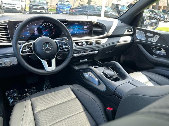 Photo of 2022 Black Mercedes-Benz GLE 350