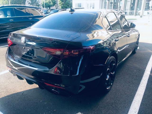 Photo of 2019 Vulcano Black Metallic Alfa Romeo Giulia