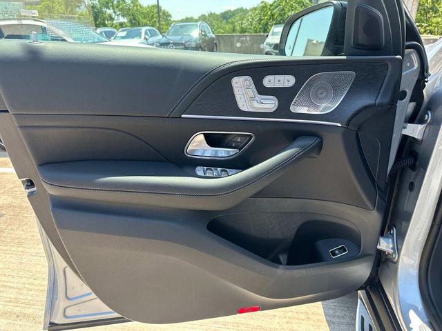 Photo of 2025 Cirrus Silver Metallic Mercedes-Benz GLS 580