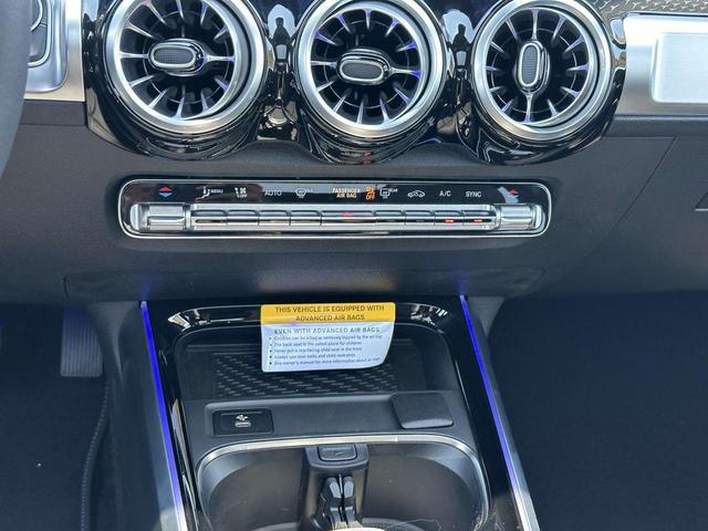 Photo of 2024 Starling Blue Metallic Mercedes-Benz GLB 250