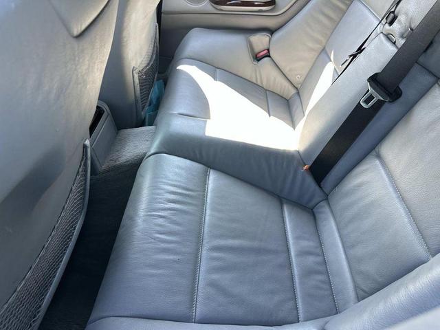 Photo of 2006 Deep Cherry Red Crystal Pearlcoat BMW 325